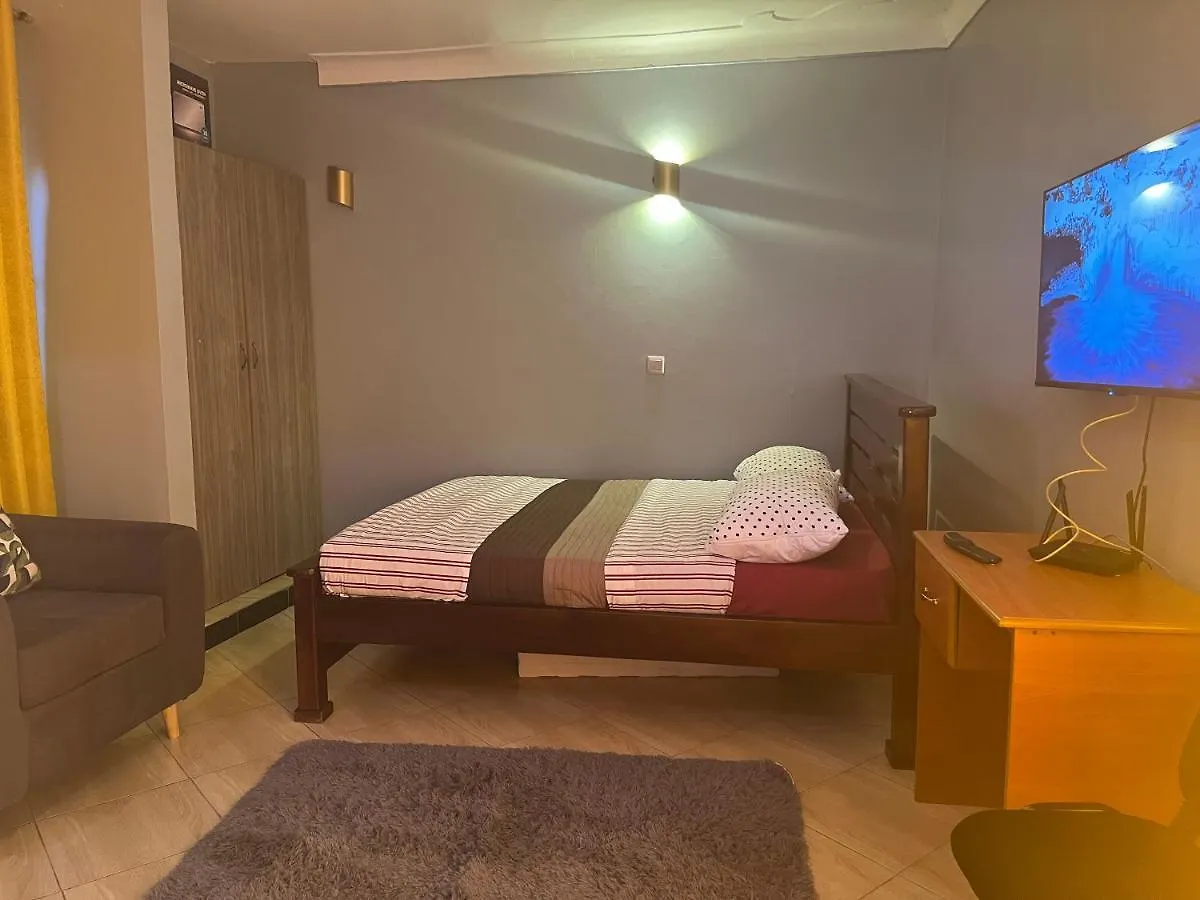 ベッド・アンド・ブレックファスト Spiti Suites カンパラ ウガンダ